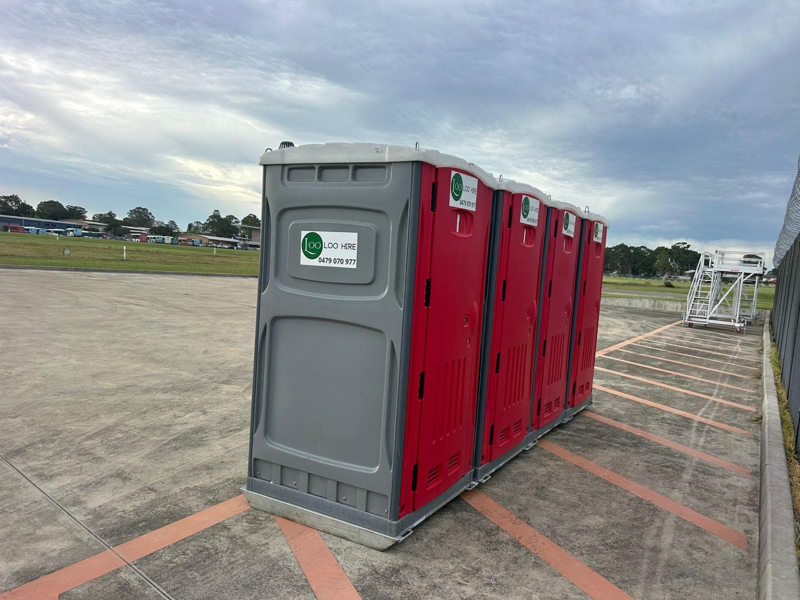 Loo For Hire portable toilets at events and sites
